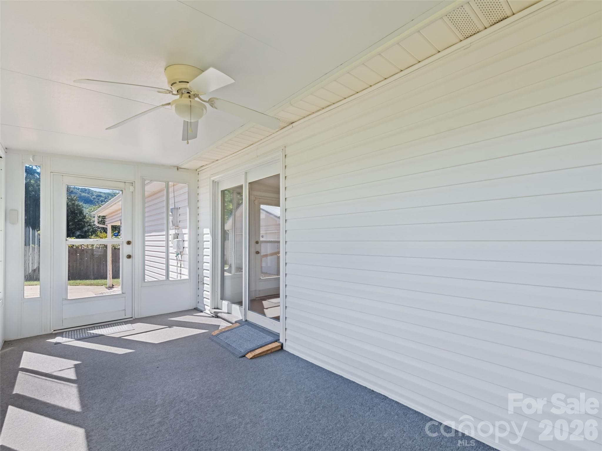 Single Family Residence at 158 Candlelight Circle, Clyde, photo 23 of 32