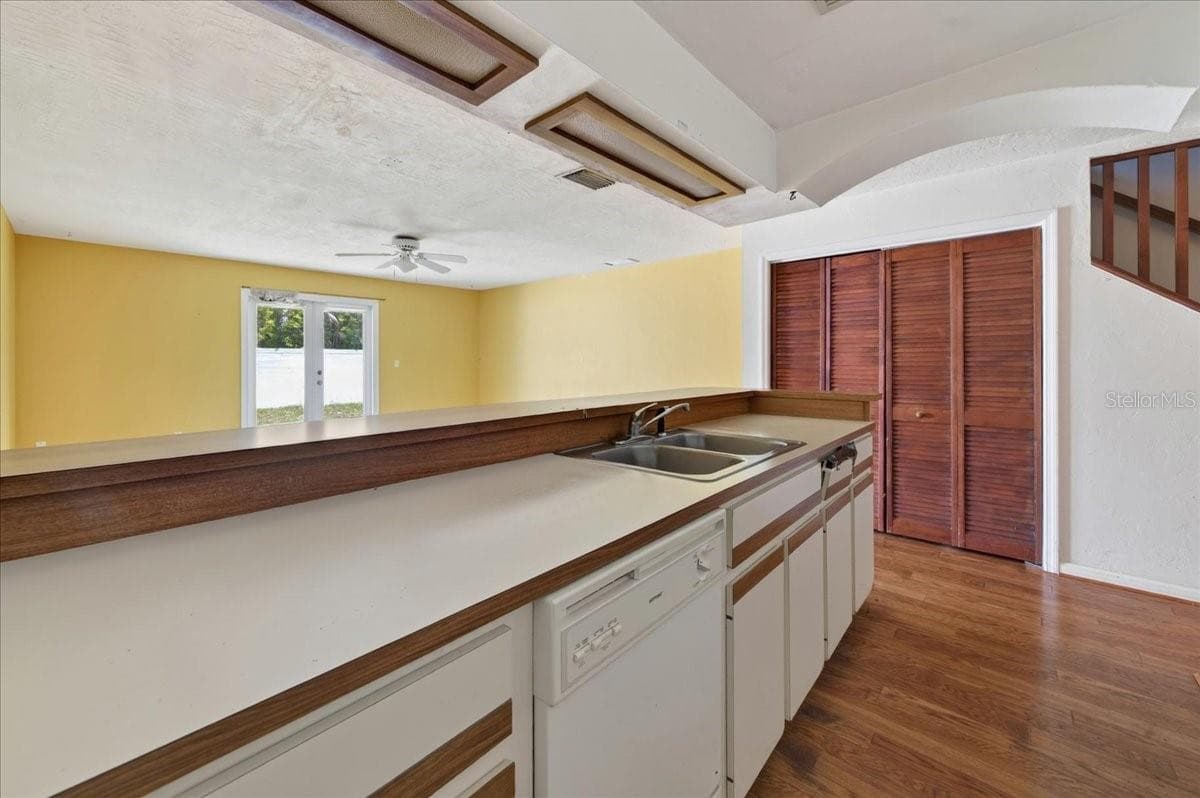 Unit 841 Kitchen - 841 E 14TH AVE, NEW SMYRNA BEACH