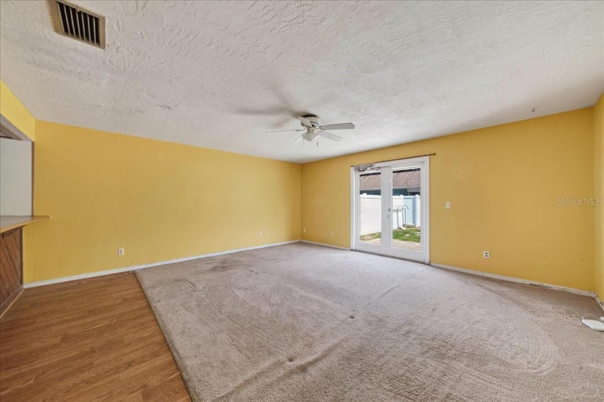 Unit 841 living room - 841 E 14TH AVE, NEW SMYRNA BEACH