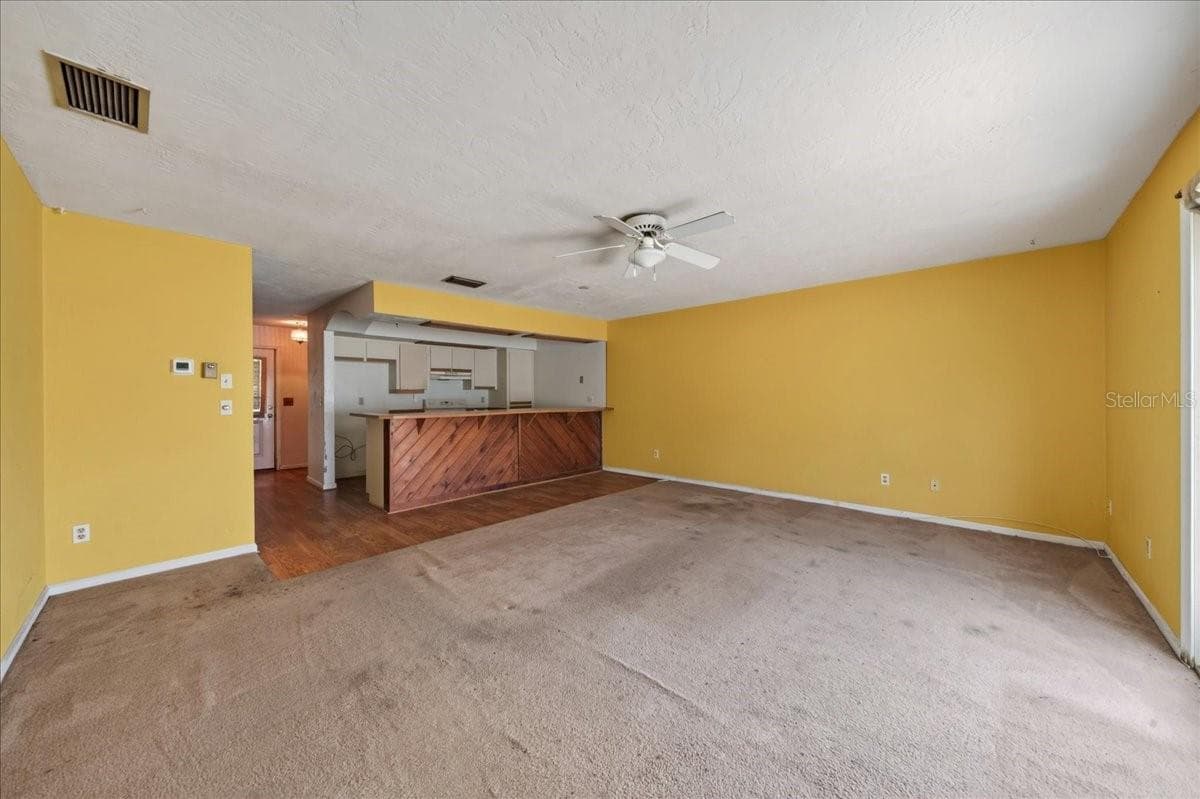 Unit 841 living room - 841 E 14TH AVE, NEW SMYRNA BEACH