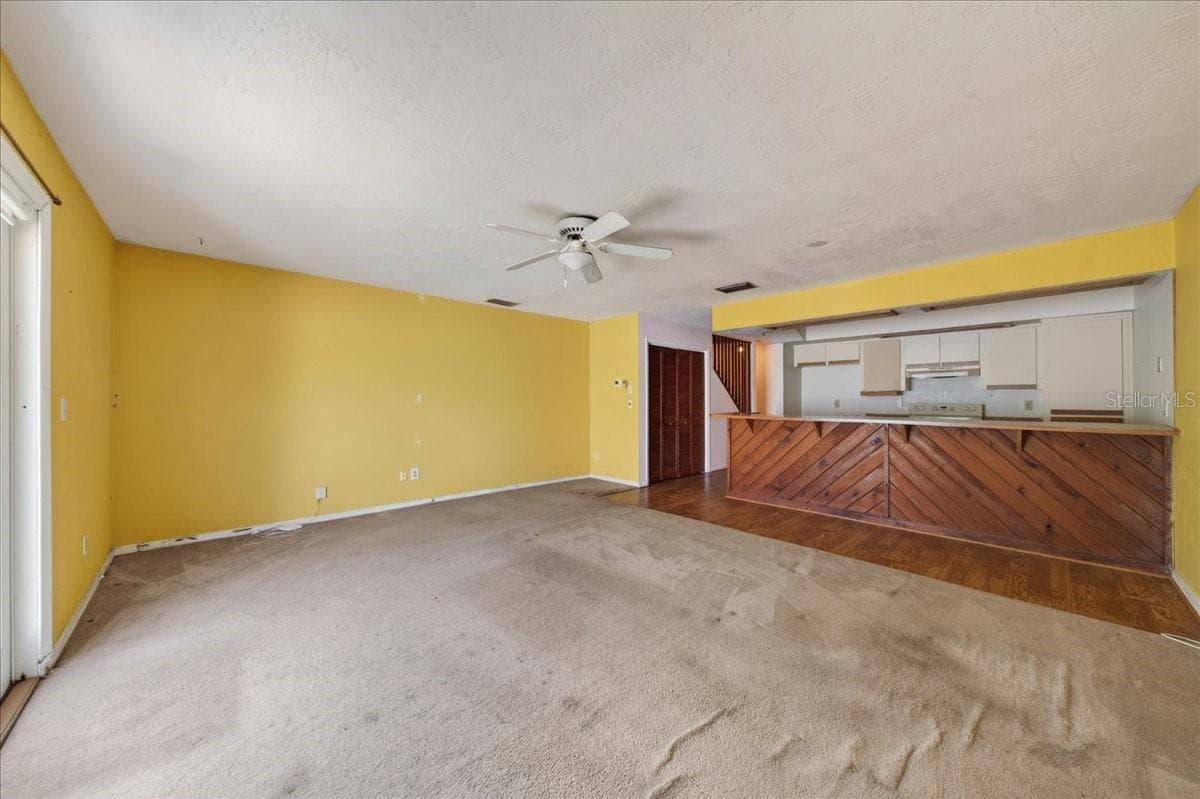Unit 841 living room - 841 E 14TH AVE, NEW SMYRNA BEACH