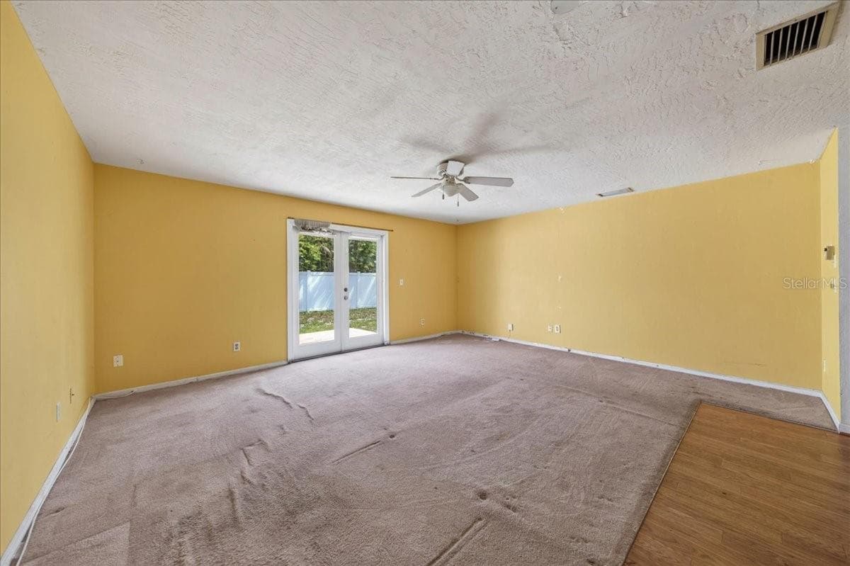 Unit 841 living room - 841 E 14TH AVE, NEW SMYRNA BEACH