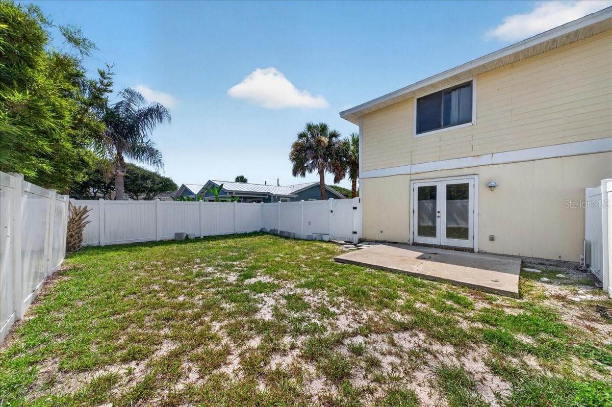 Unit 841 backyard - 841 E 14TH AVE, NEW SMYRNA BEACH