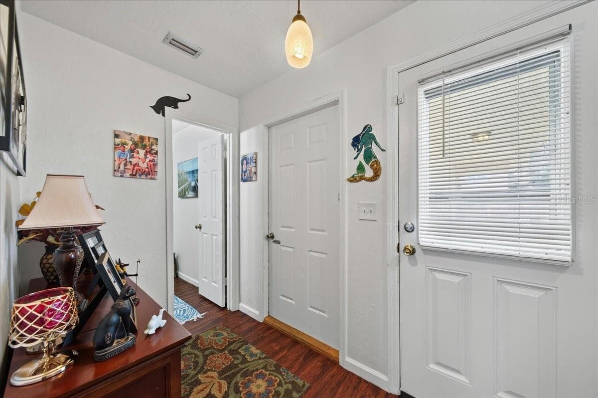 Unit 847 Foyer - 841 E 14TH AVE, NEW SMYRNA BEACH