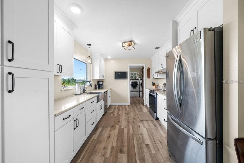 Single Family Residence at 1750 SW 17TH TER, BELL, photo 13 of 73