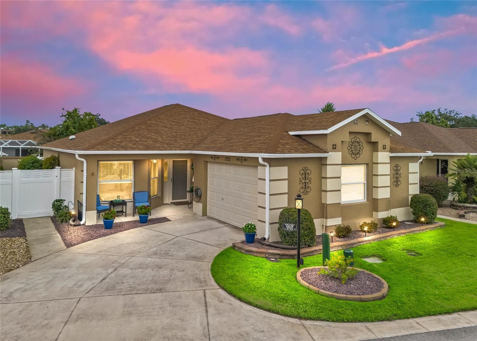 2733 ALANDARI LN