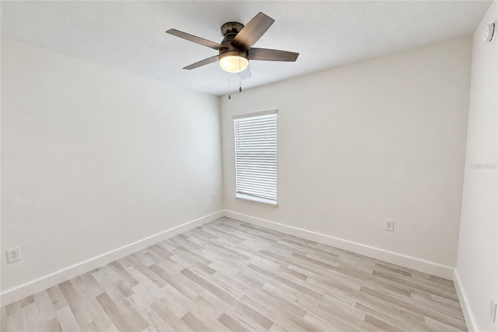 SECOND BEDROOM VIEW. CEILING FAN INCLUDED. - 2014 DEXTER ST, HAINES CITY