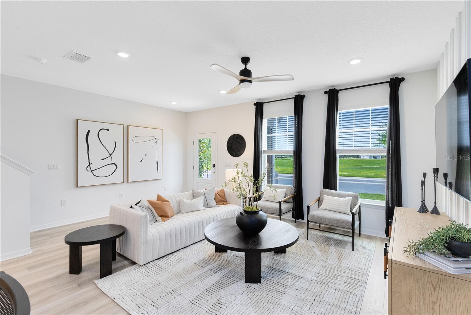 Model Home Design Only. Pictures and furnishings are for illustrative purposes only. Elevations, colors and options may vary. Furniture is for model home staging only. - 7888 EMERALD PALM STREET, ORLANDO