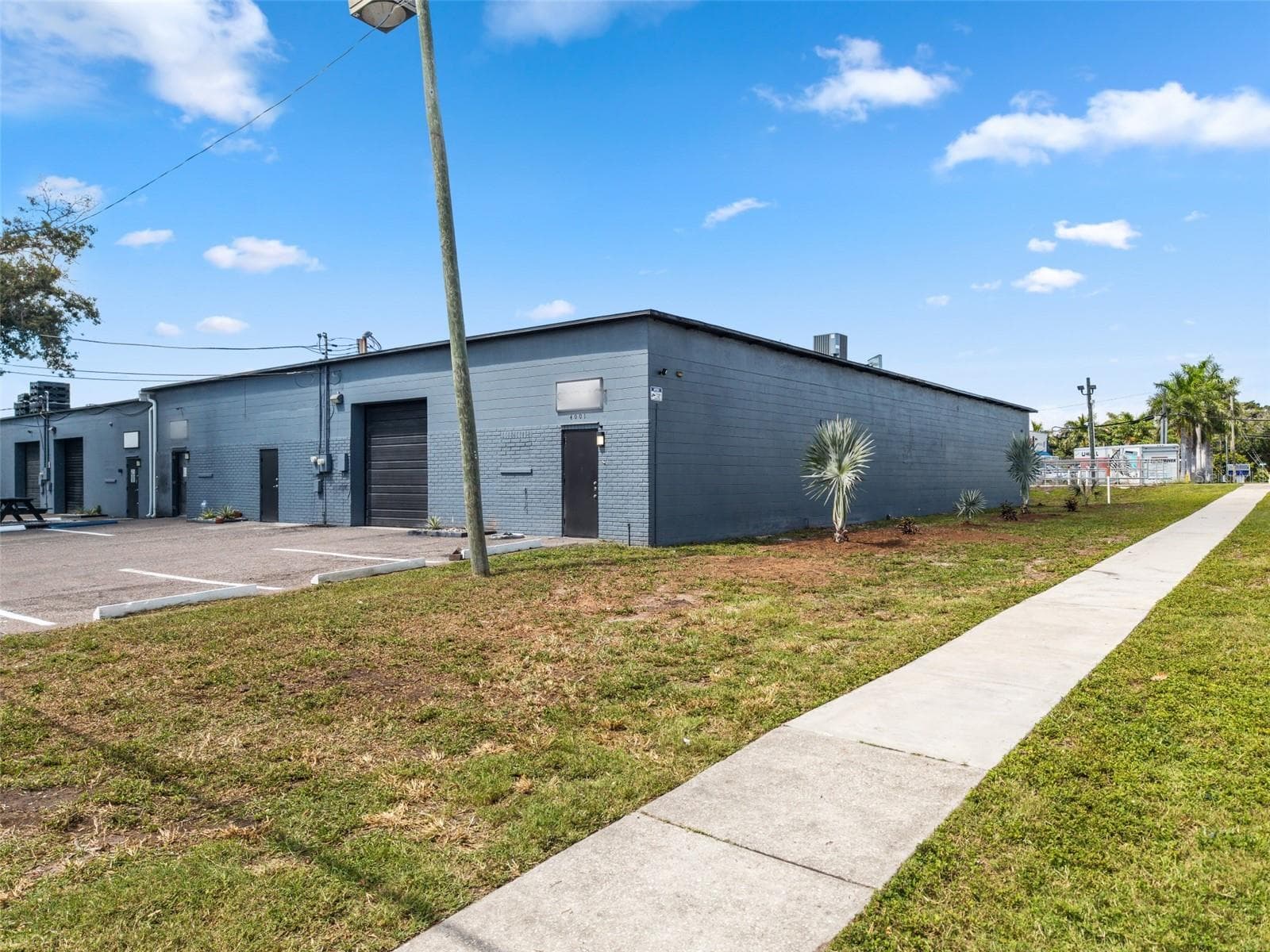 Front corner - 4001 7TH TER S, ST PETERSBURG