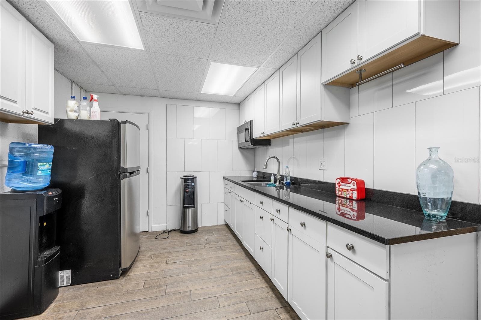 Kitchen - 4001 7TH TER S, ST PETERSBURG