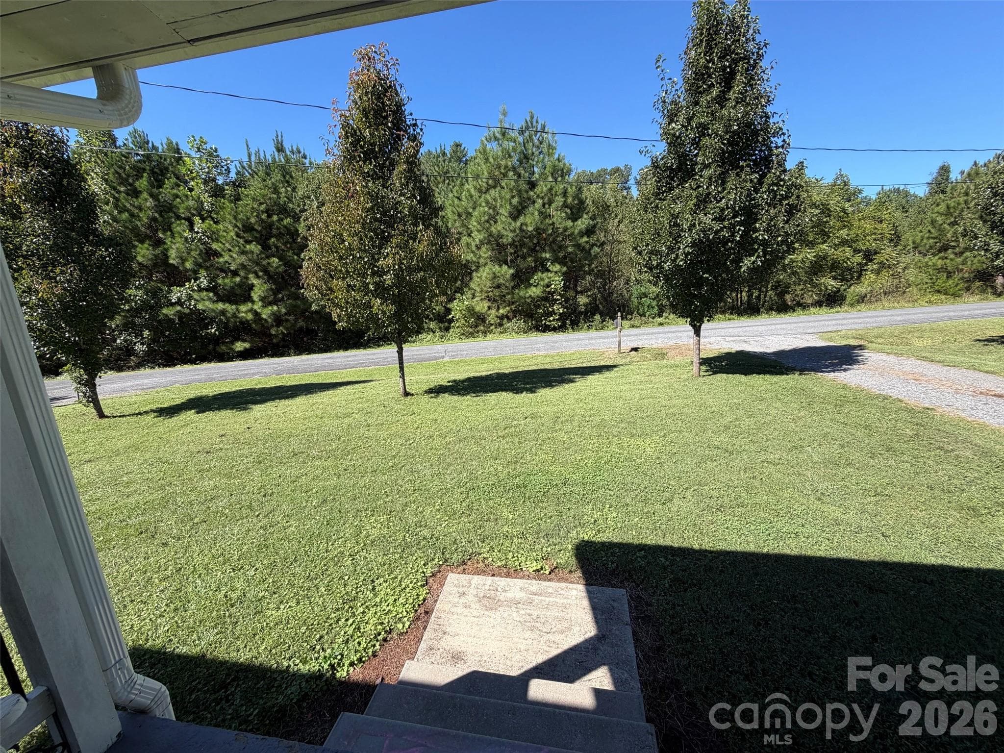 Single Family Residence at 41 Whitner Drive, Marion, photo 6 of 43
