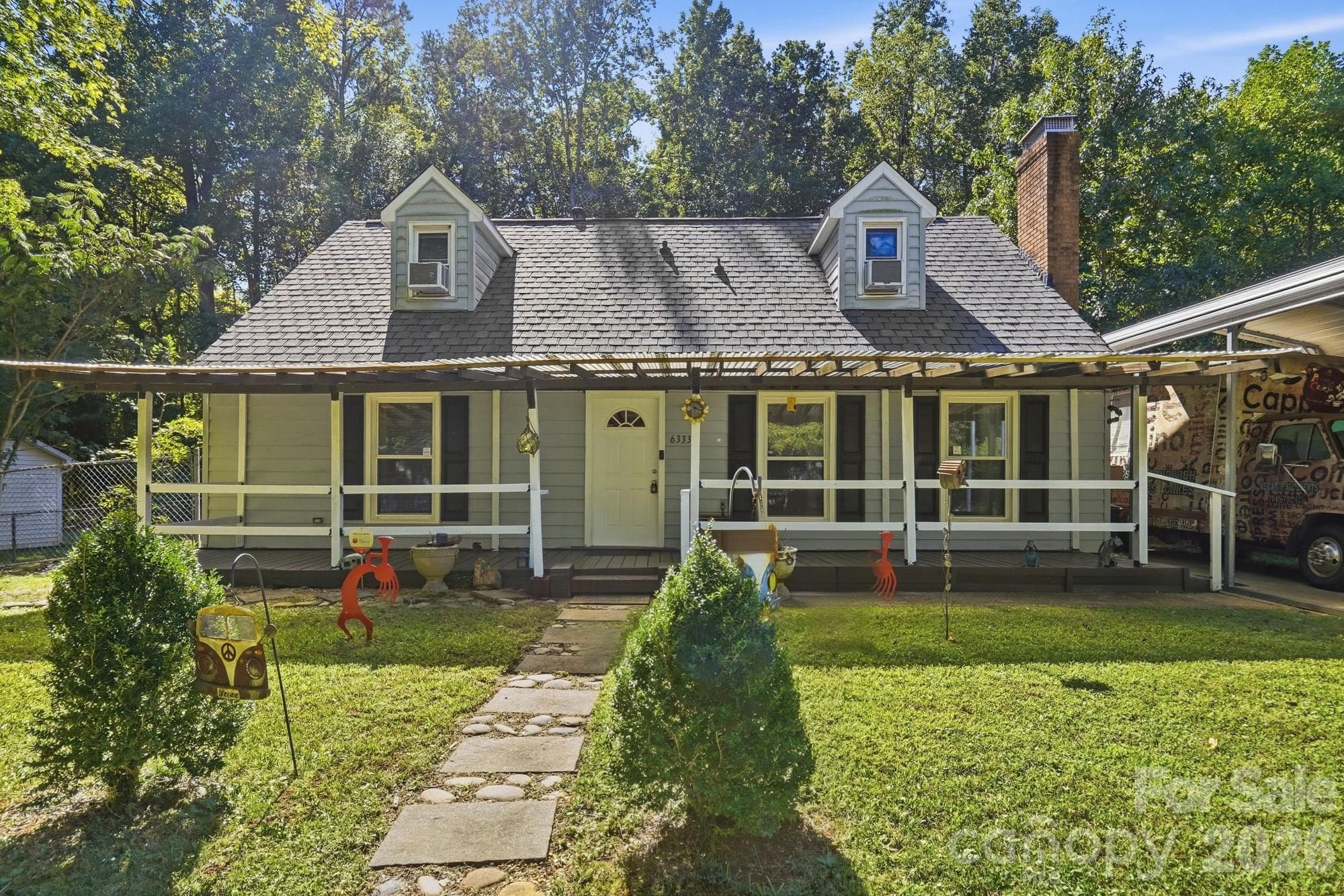 6333 Round Hill Road