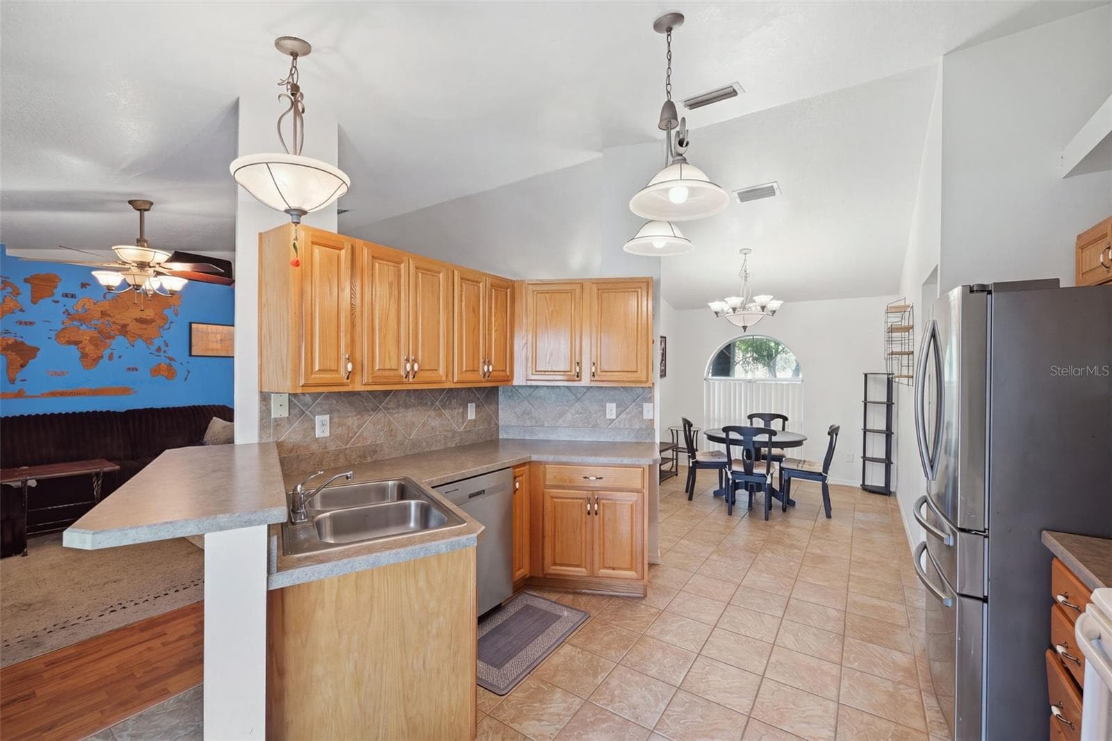 Single Family Residence at 8663 SE 60TH AVE, OCALA, photo 12 of 52
