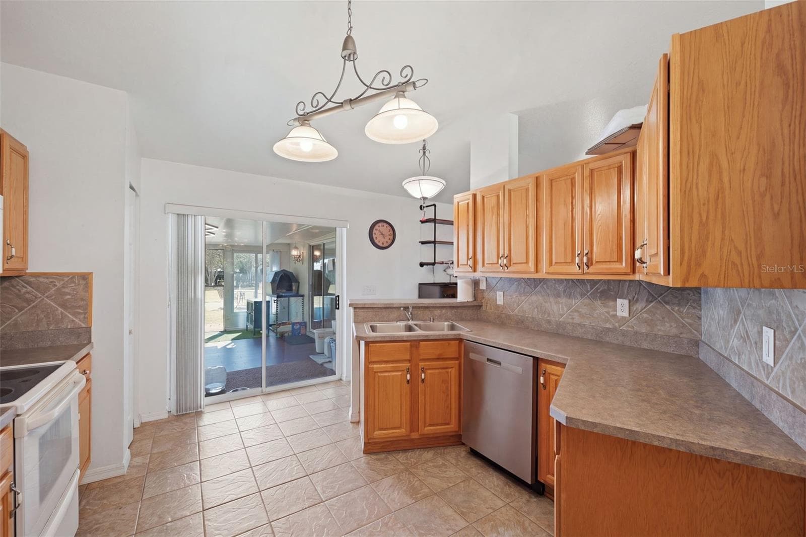 Single Family Residence at 8663 SE 60TH AVE, OCALA, photo 13 of 52