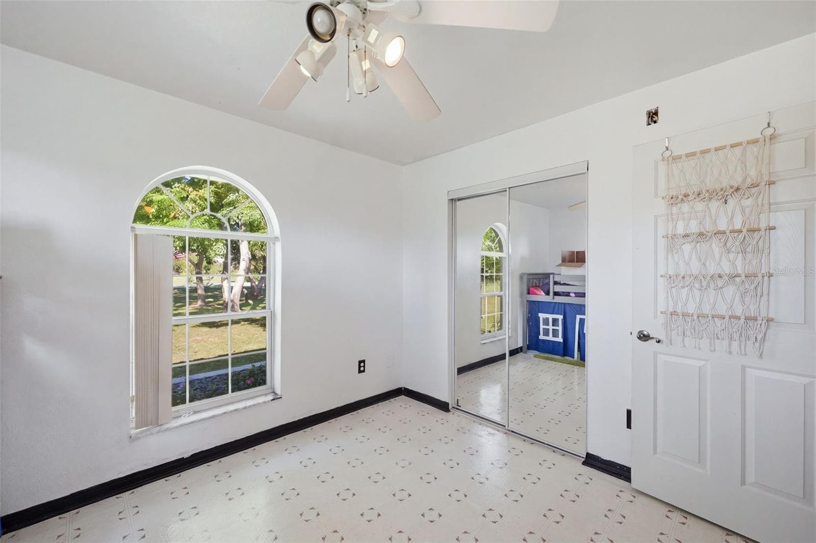 Single Family Residence at 8663 SE 60TH AVE, OCALA, photo 30 of 52