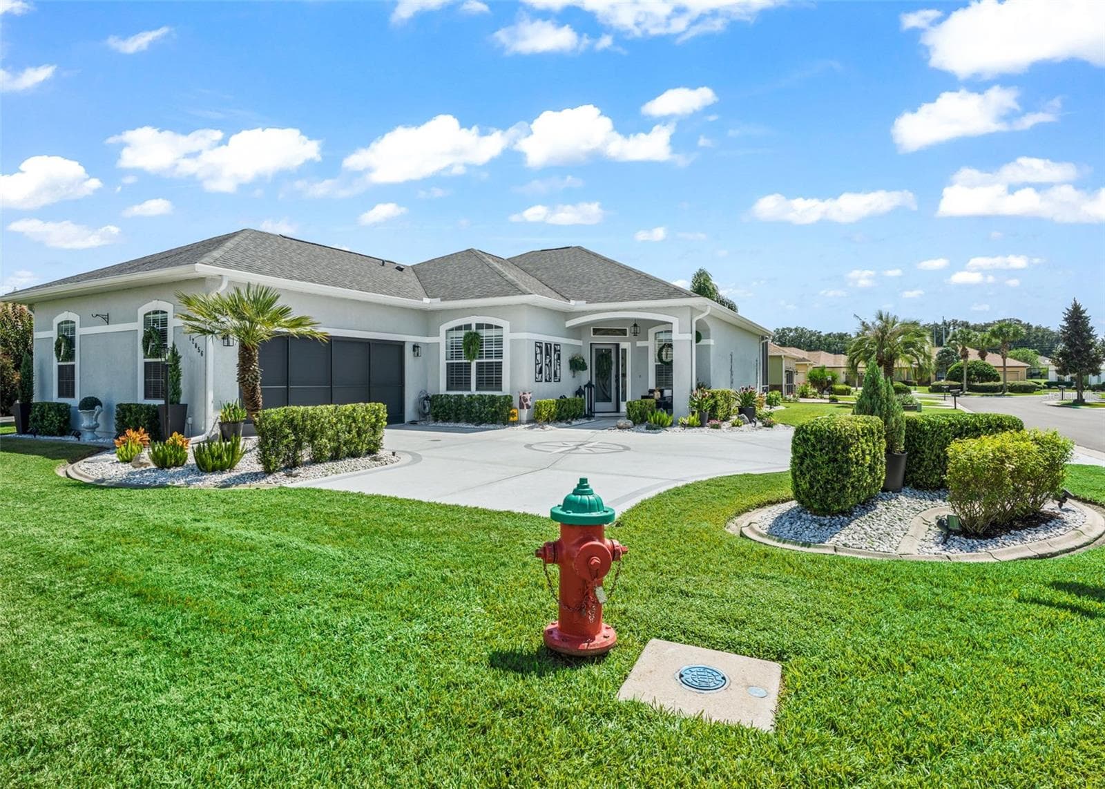 3/2 Kingsley w/Tremendous curb appeal - 12056 SE 178TH ST, SUMMERFIELD