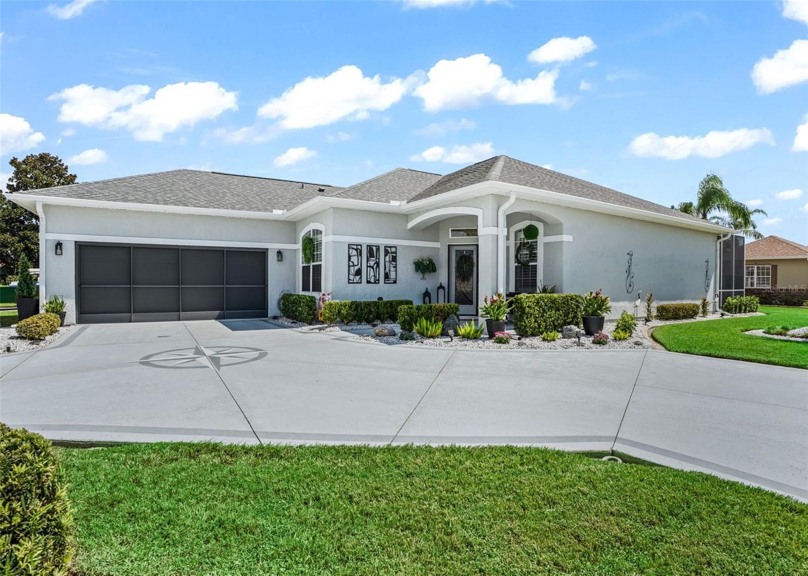 2 Car Garage w/Sliding screen doors - 12056 SE 178TH ST, SUMMERFIELD