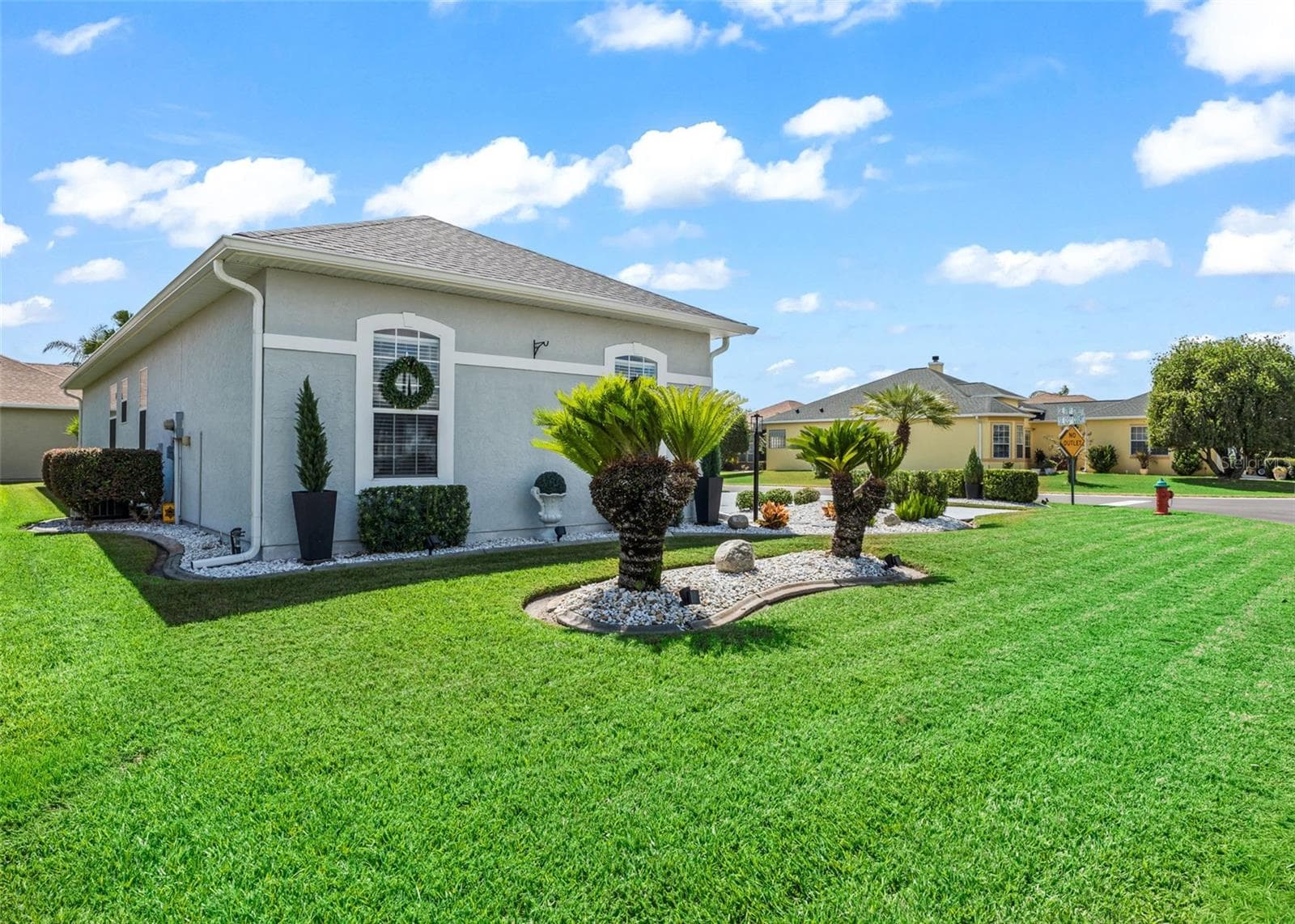 Professional Tropical Landscaping - 12056 SE 178TH ST, SUMMERFIELD