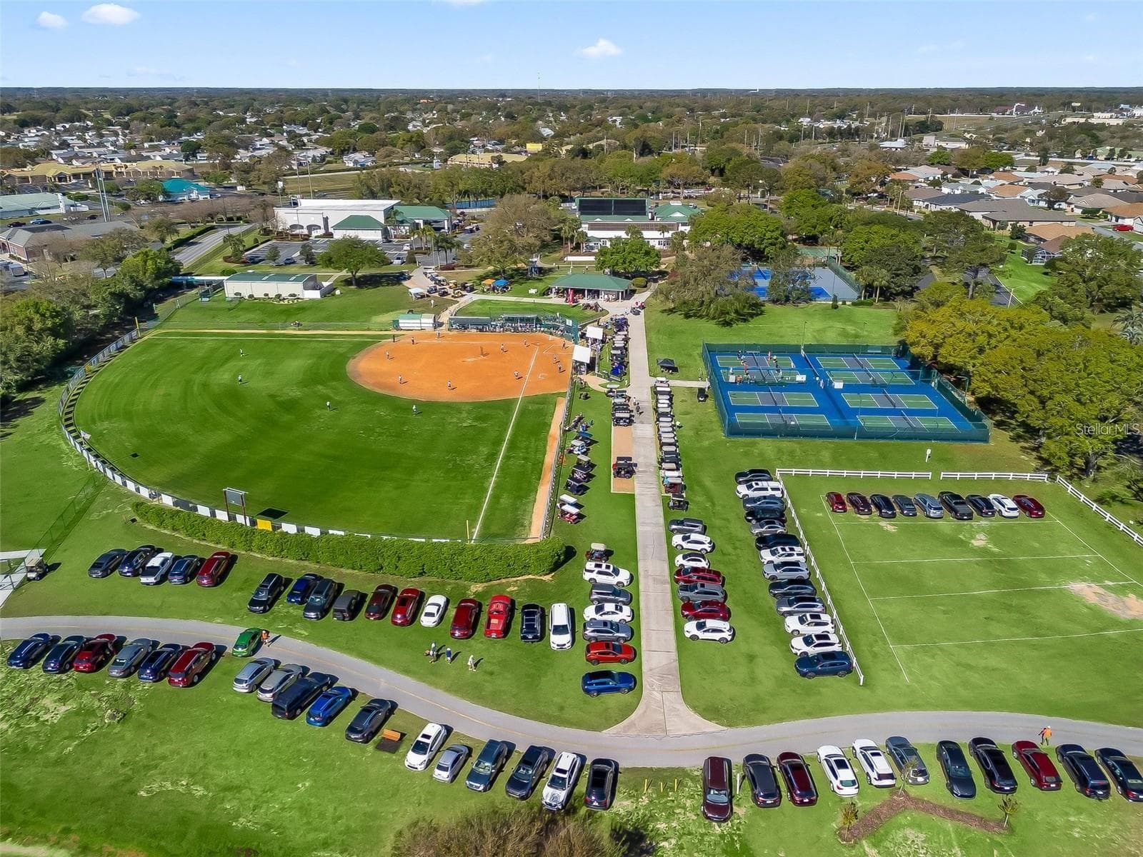 Softball Field - 12056 SE 178TH ST, SUMMERFIELD