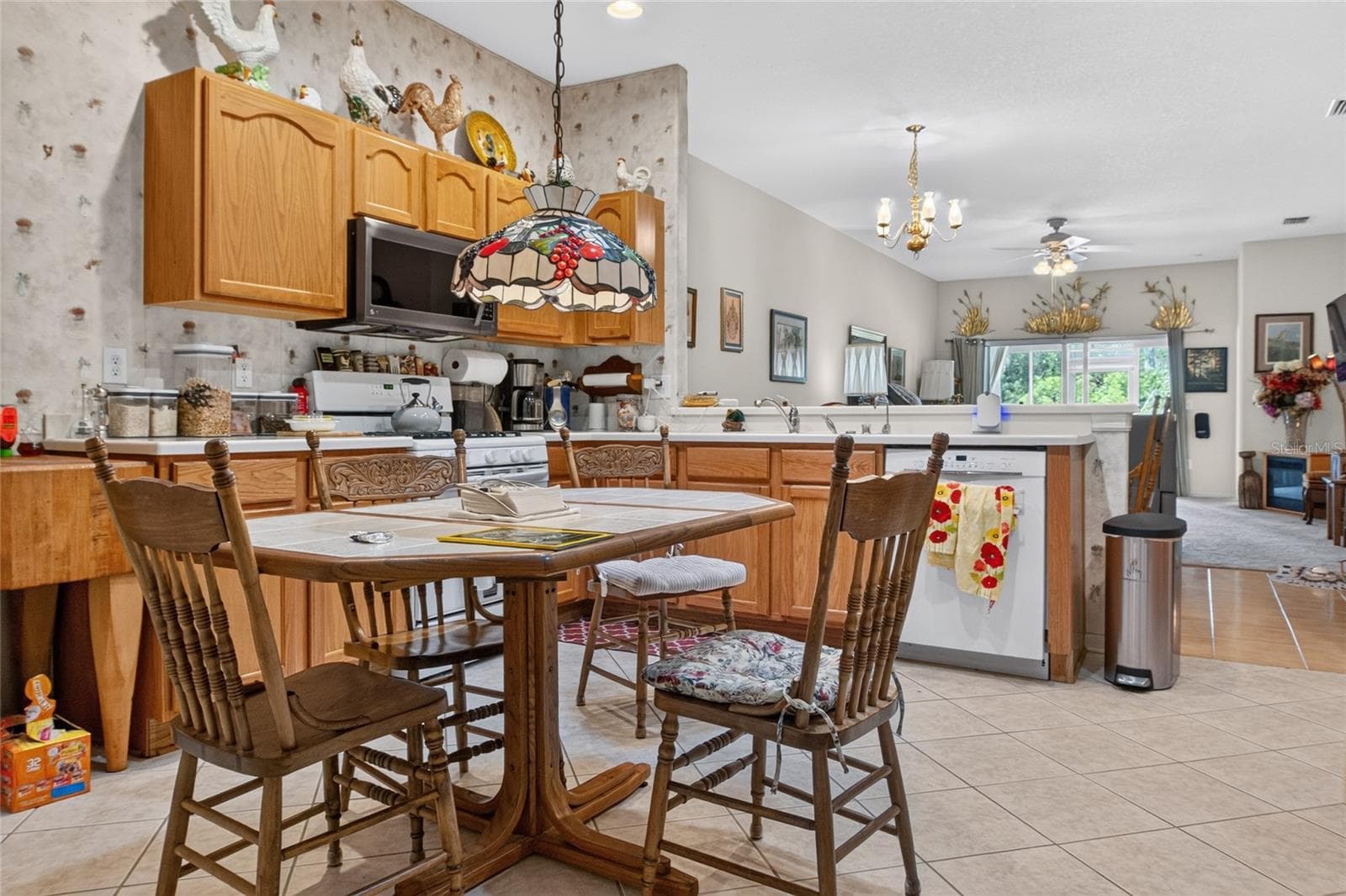 Villa at 19339 EVERTON PL, LAND O LAKES, photo 9 of 63