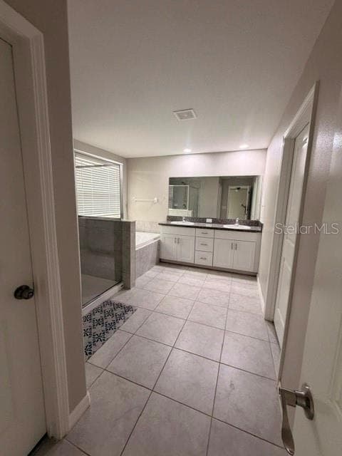 Single Family Residence at 8882 FLOURISH DR, LAND O LAKES, photo 14 of 17