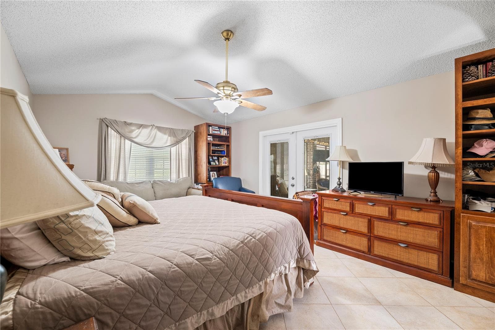 Single Family Residence at 1050 ARTHUR MOORE DR, GREEN COVE SPRINGS, photo 42 of 77