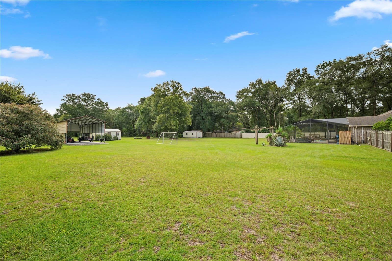 Single Family Residence at 1050 ARTHUR MOORE DR, GREEN COVE SPRINGS, photo 57 of 77