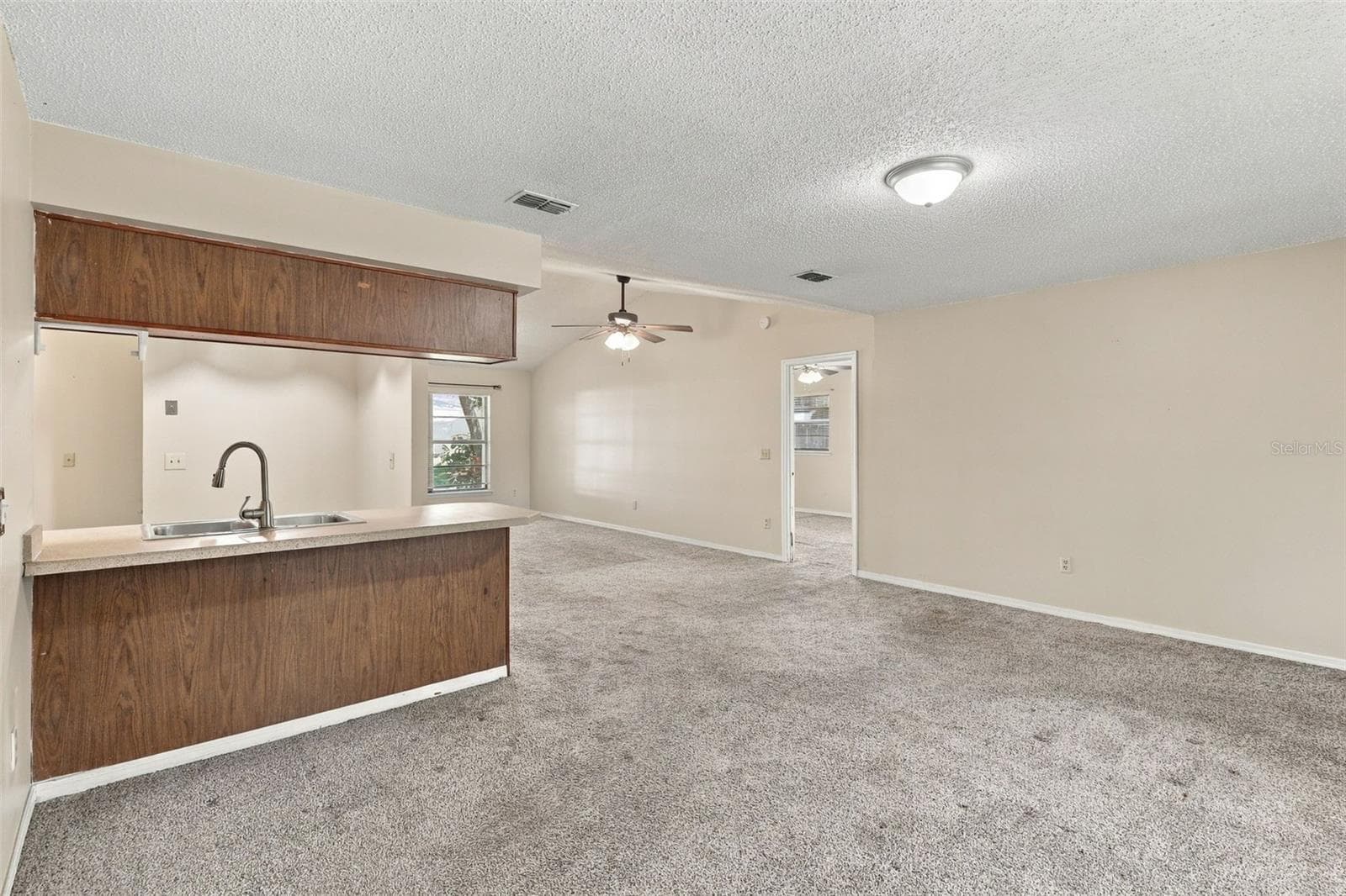 Dinning Room - 1249 HOWLAND BLVD, DELTONA