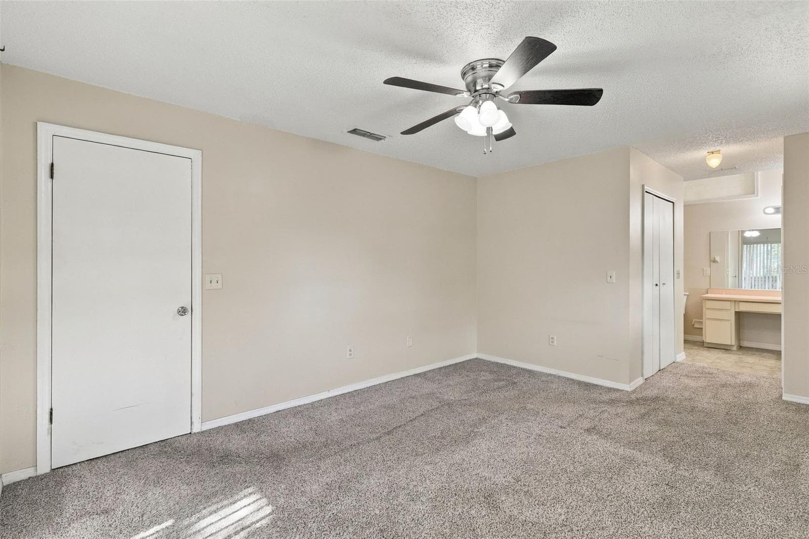Primary Bedroom - 1249 HOWLAND BLVD, DELTONA