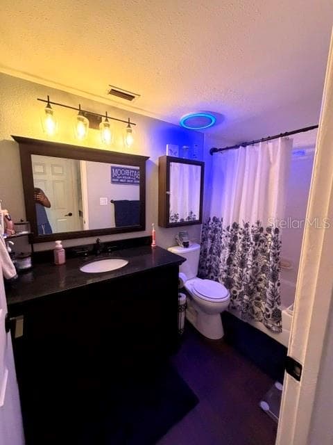 Single Family Residence at 11615 GROVEWOOD AVE, THONOTOSASSA, photo 17 of 29
