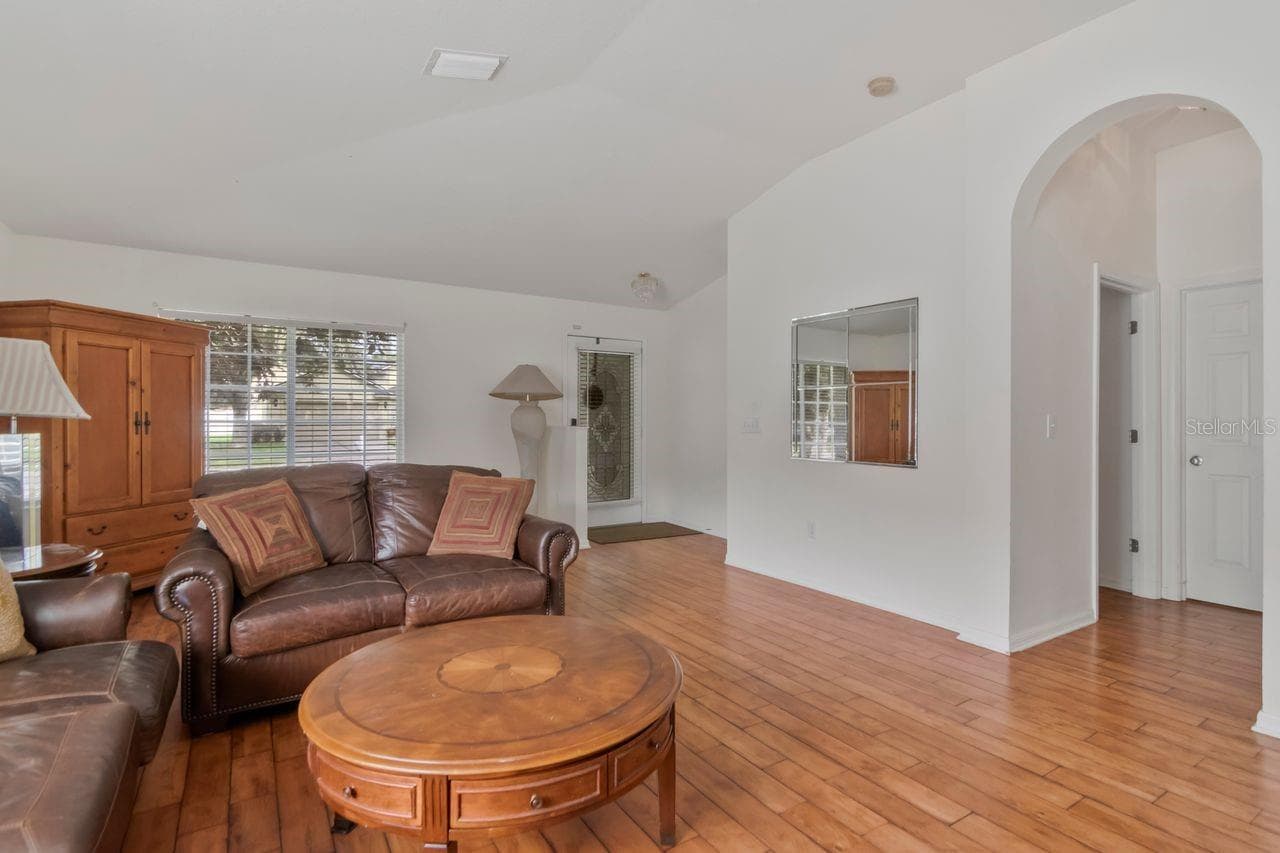 Single Family Residence at 2725 BUCKHORN PRESERVE BLVD, VALRICO, photo 18 of 33
