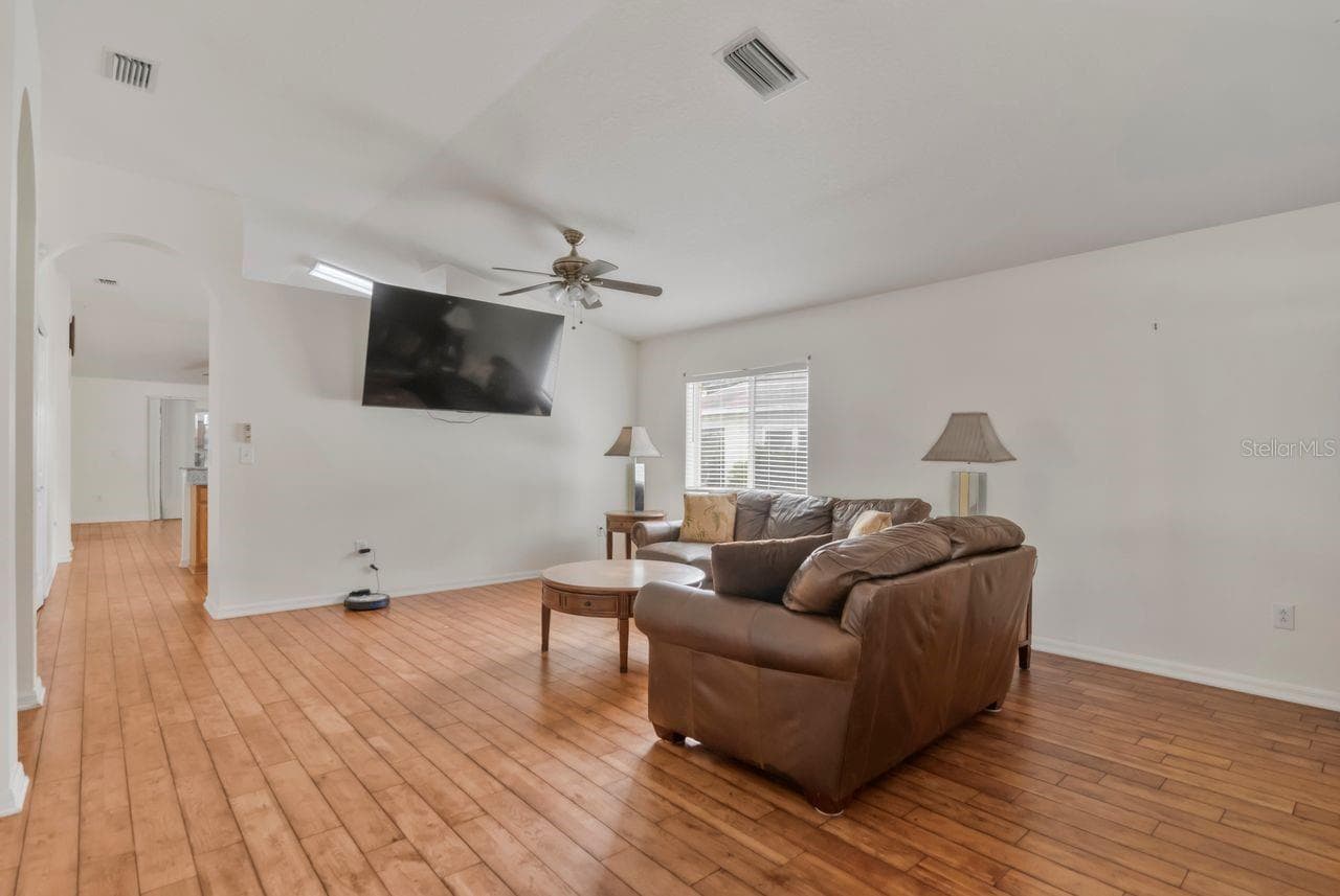 Single Family Residence at 2725 BUCKHORN PRESERVE BLVD, VALRICO, photo 20 of 33