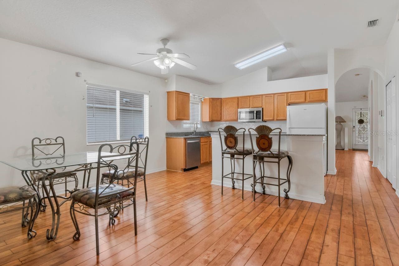 Single Family Residence at 2725 BUCKHORN PRESERVE BLVD, VALRICO, photo 5 of 33