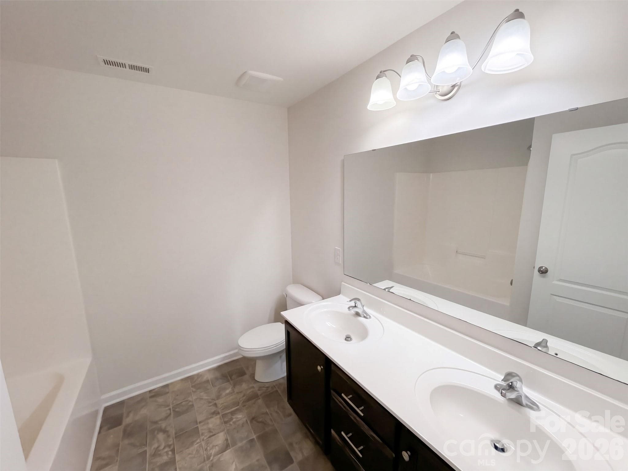 Single Family Residence at 5043 Haven Lodge Road, Matthews, photo 11 of 29