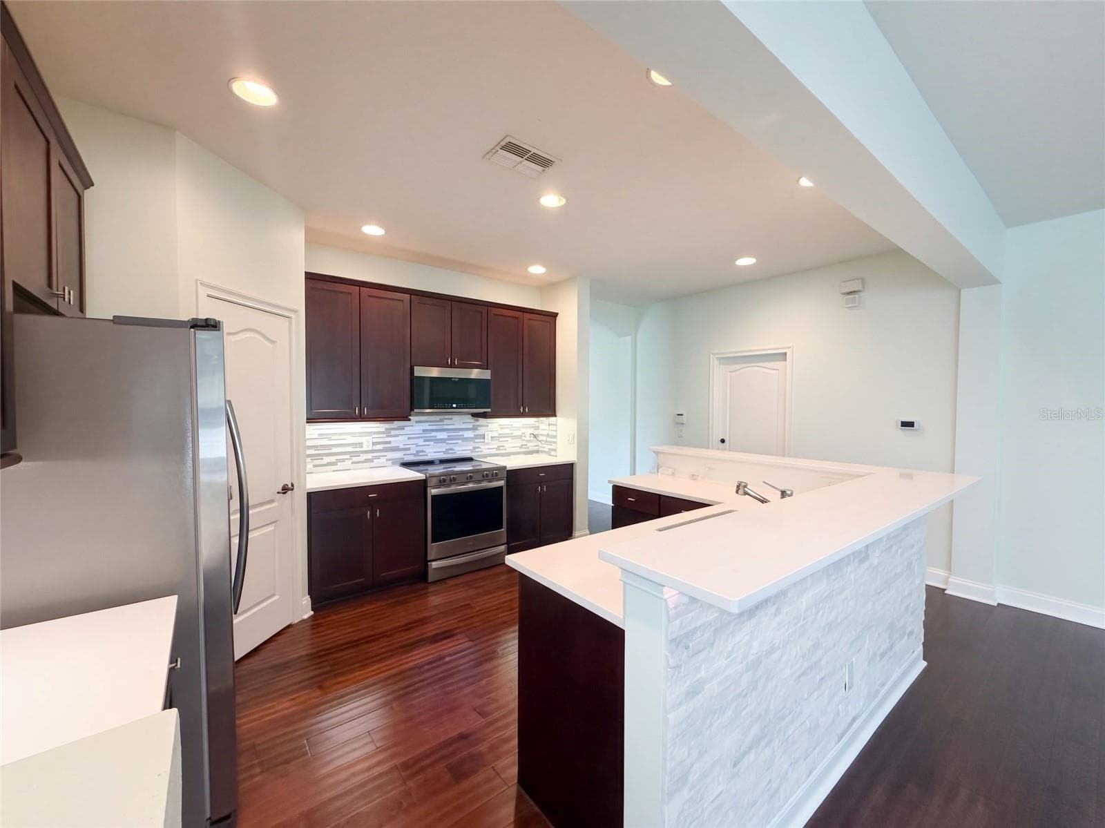 Single Family Residence at 7271 LONDALE BLVD, WINDERMERE, photo 12 of 47