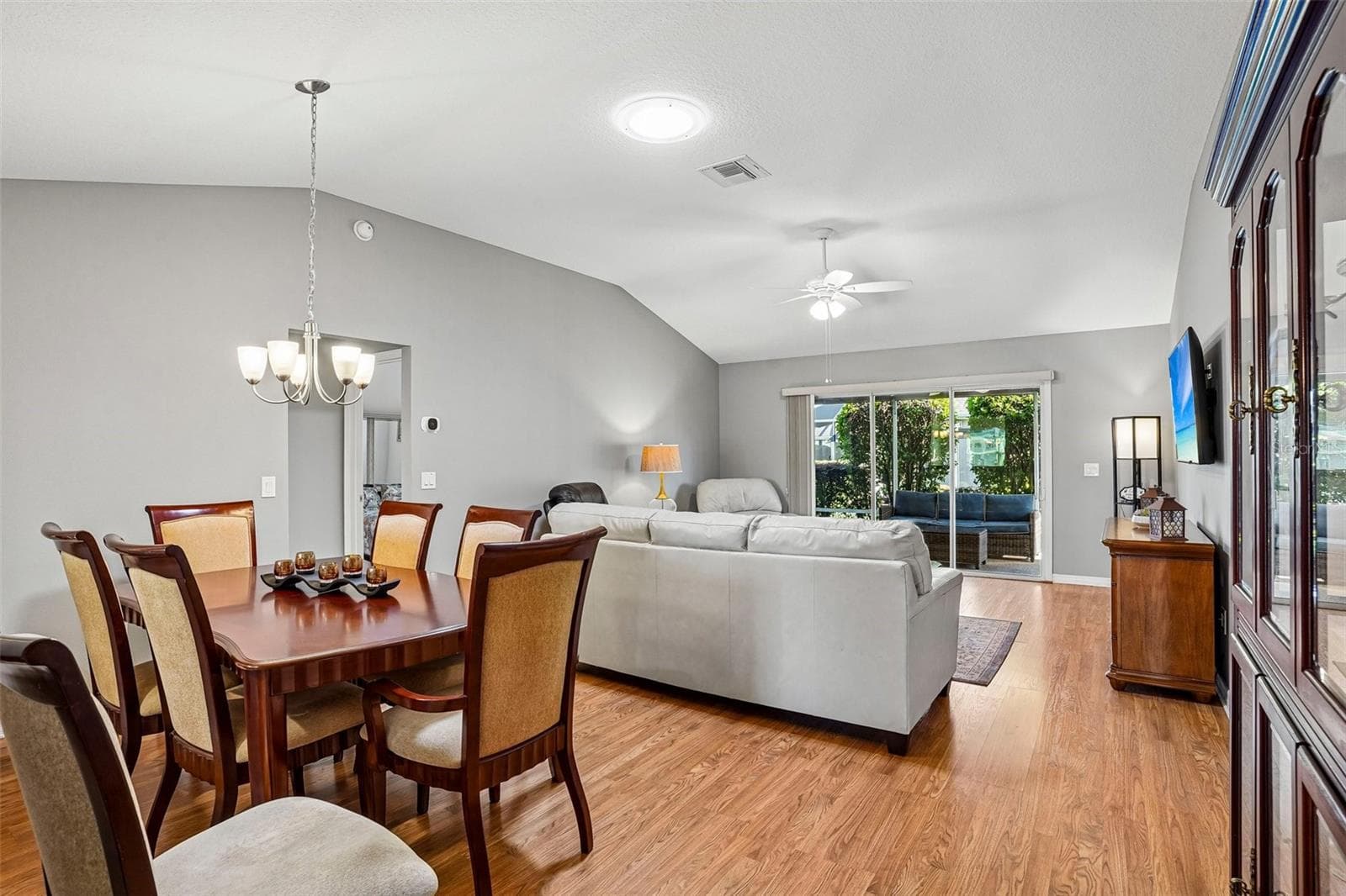 Single Family Residence at 2017 YEARLING WAY, THE VILLAGES, photo 3 of 27
