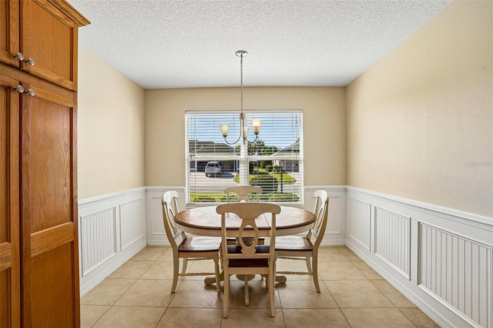 Single Family Residence at 2017 YEARLING WAY, THE VILLAGES, photo 8 of 27