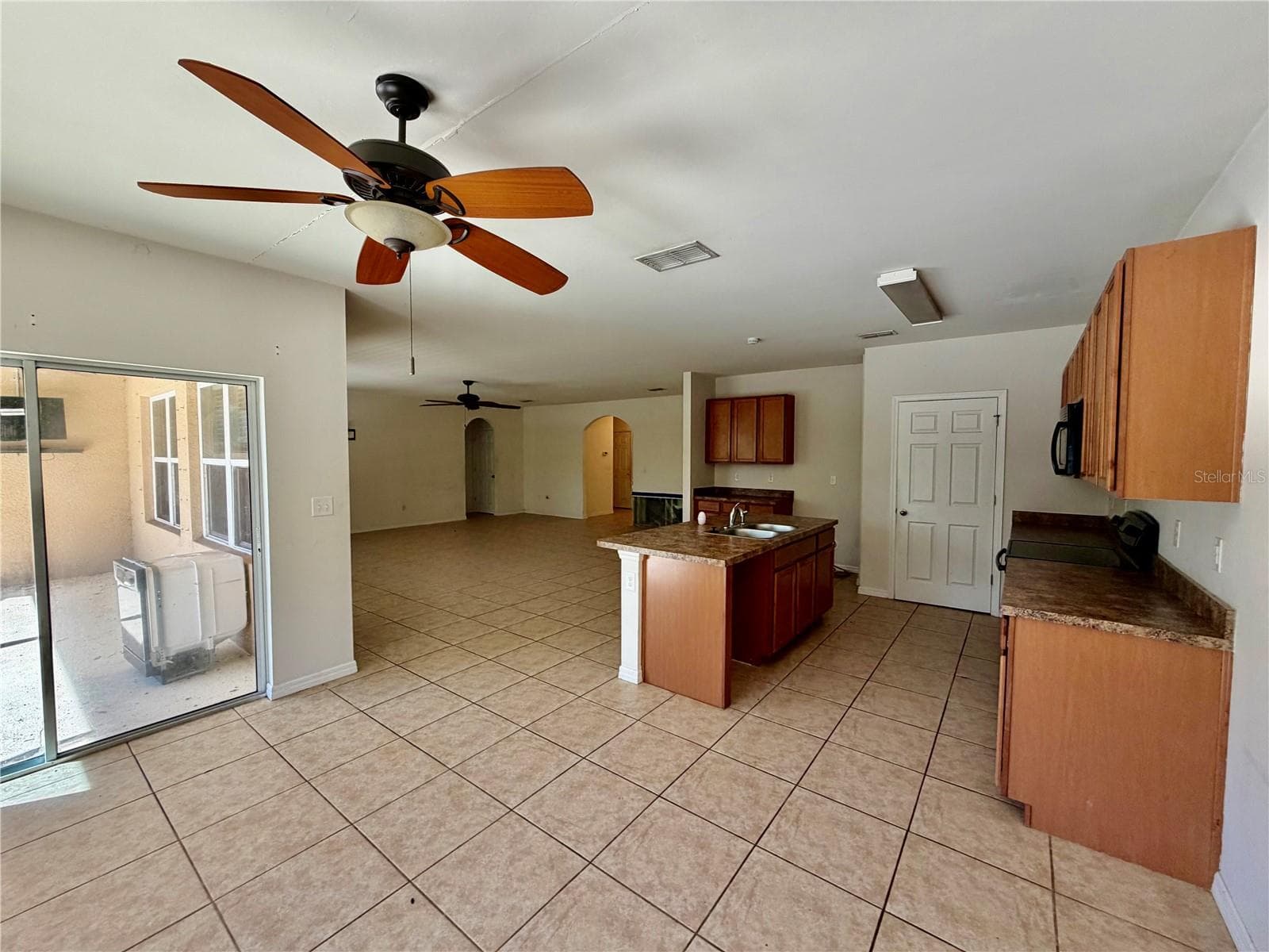 Single Family Residence at 15359 ANCEL CIR, PORT CHARLOTTE, photo 3 of 19