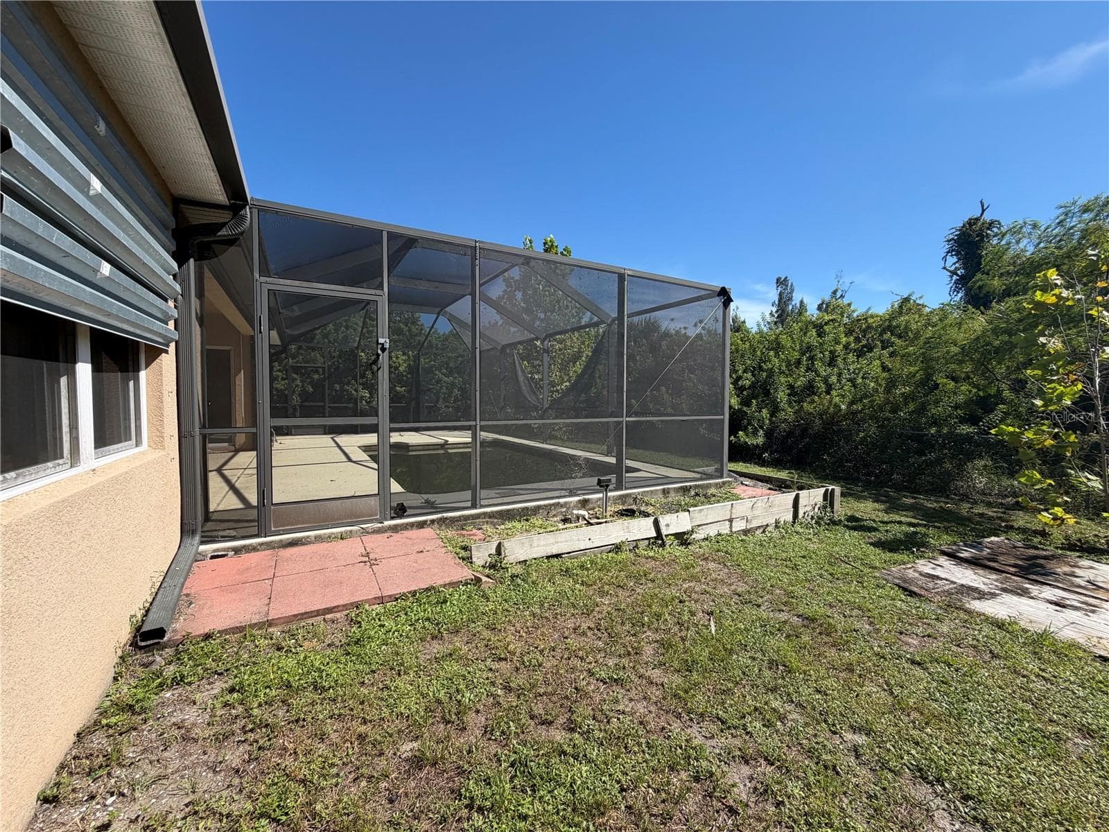 Single Family Residence at 15359 ANCEL CIR, PORT CHARLOTTE, photo 15 of 19