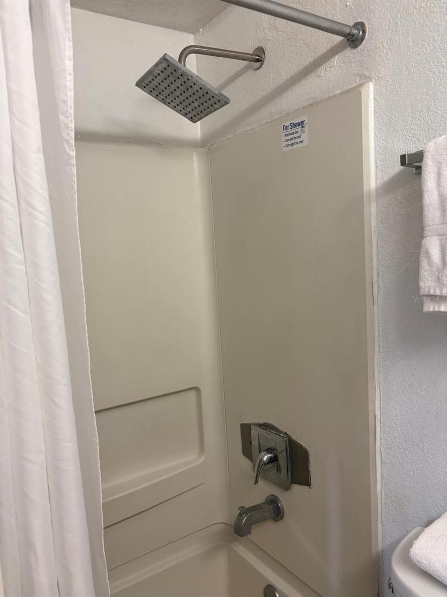 Condo - Hotel at 6165 CARRIER DR #2113, ORLANDO, photo 16 of 24
