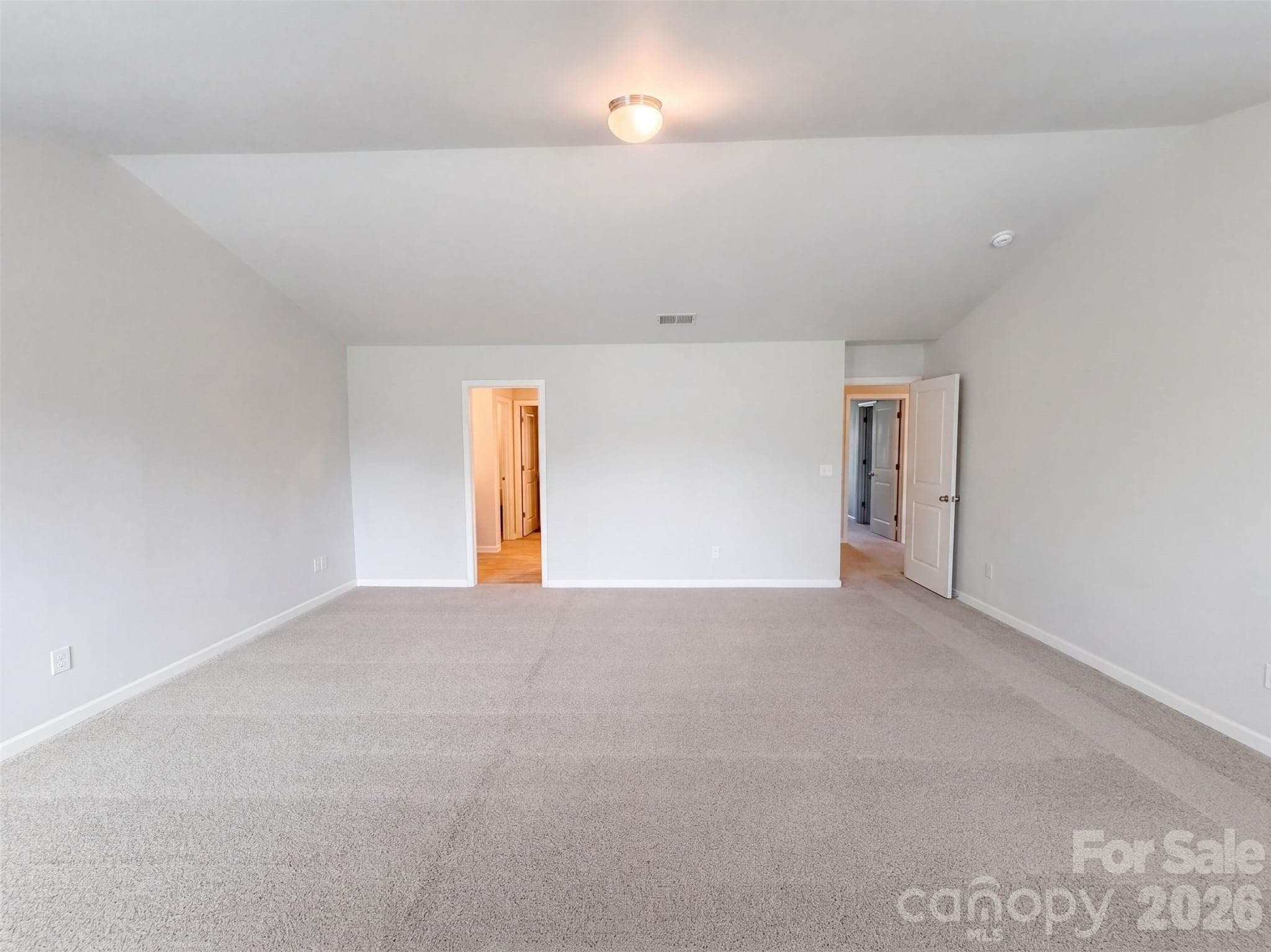 Single Family Residence at 1554 Gaston Mountain Drive, Dallas, photo 4 of 19