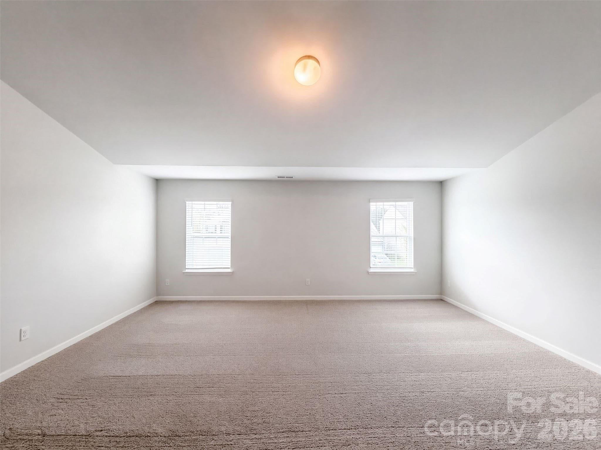 Single Family Residence at 1554 Gaston Mountain Drive, Dallas, photo 14 of 19