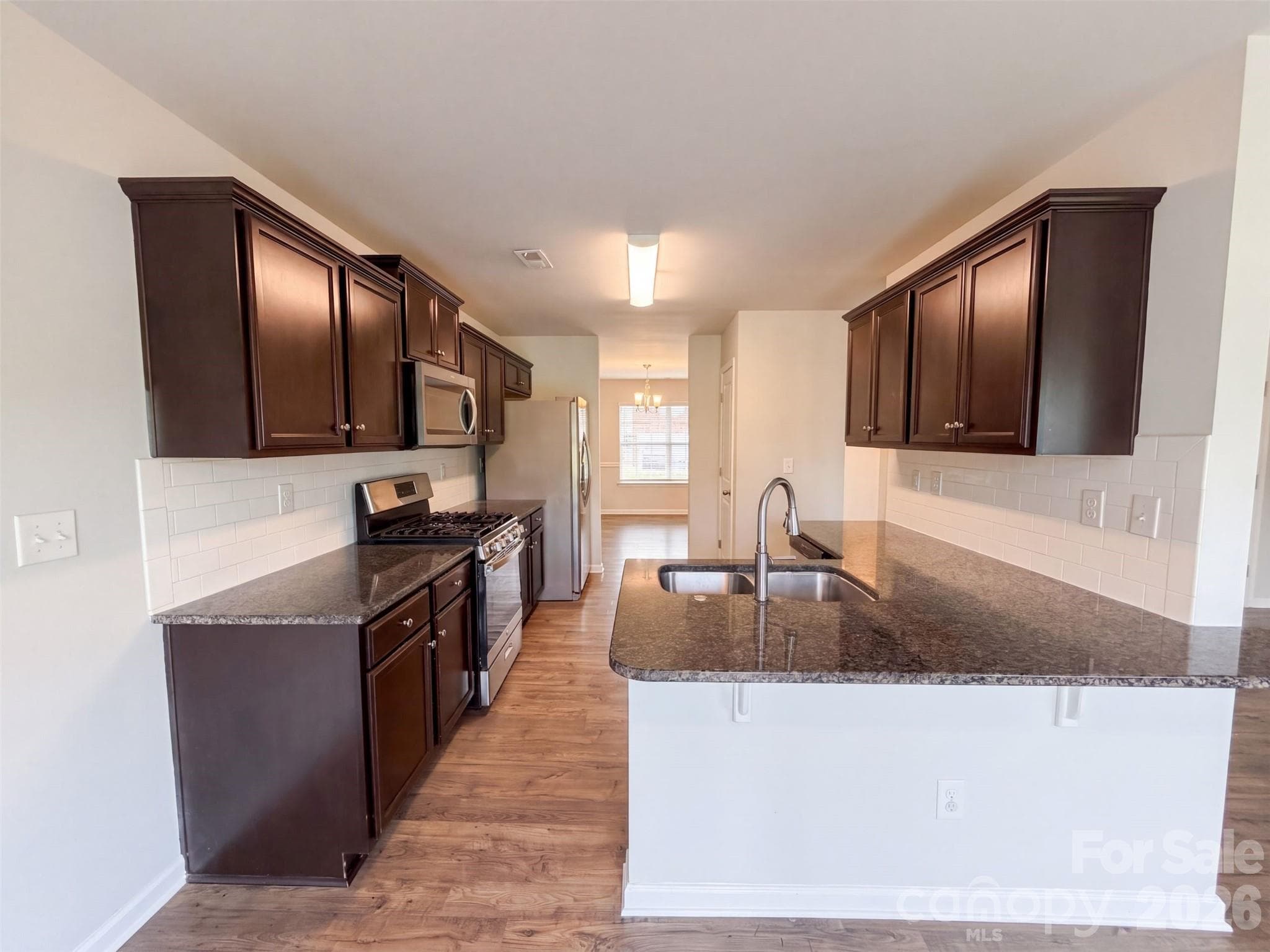 Single Family Residence at 1554 Gaston Mountain Drive, Dallas, photo 17 of 19