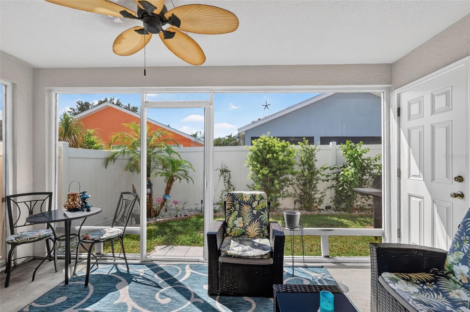 Screened Lanai with Rear Yard and PRIVACY Fencing - 12446 NE 52ND LOOP, OXFORD