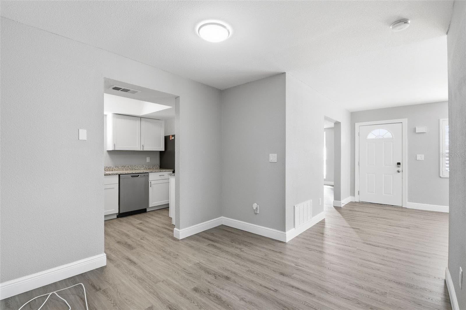 Single Family Residence at 1751 MISSISSIPPI AVE NE, ST PETERSBURG, photo 9 of 50