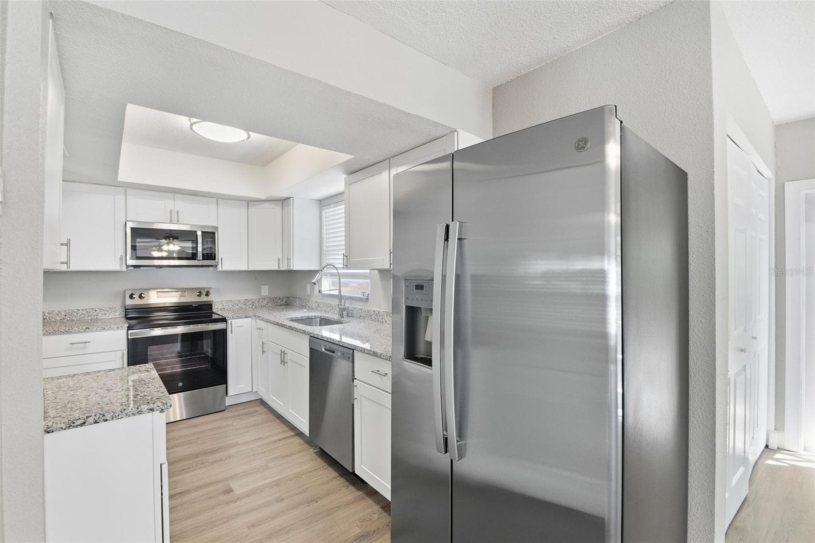 Single Family Residence at 1751 MISSISSIPPI AVE NE, ST PETERSBURG, photo 13 of 50