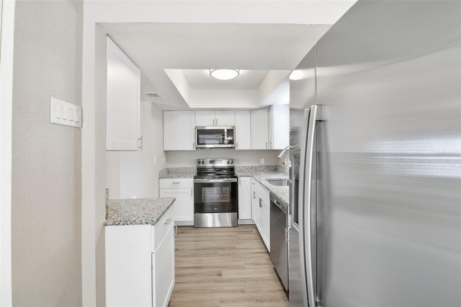 Single Family Residence at 1751 MISSISSIPPI AVE NE, ST PETERSBURG, photo 14 of 50