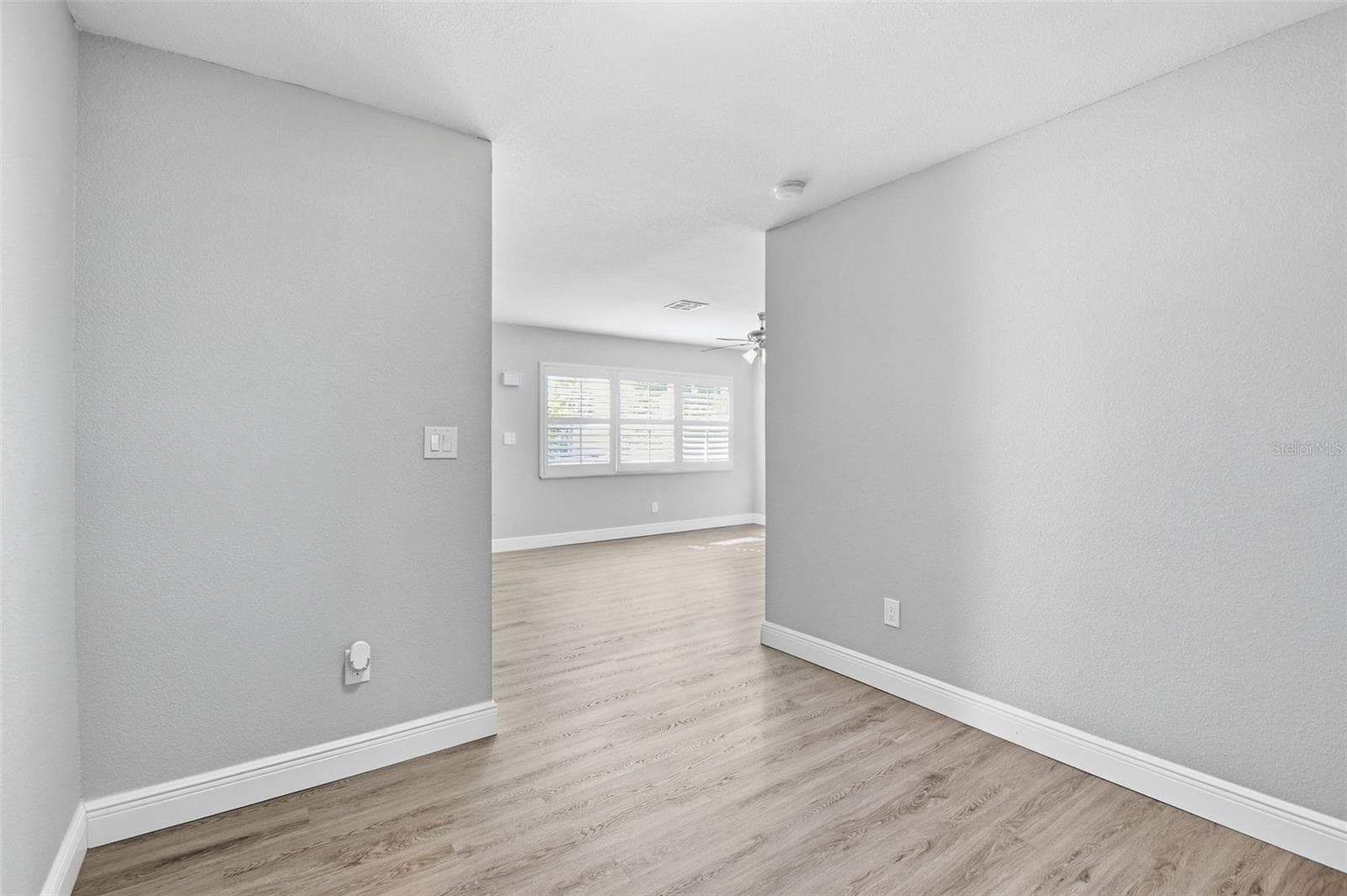 Single Family Residence at 1751 MISSISSIPPI AVE NE, ST PETERSBURG, photo 22 of 50