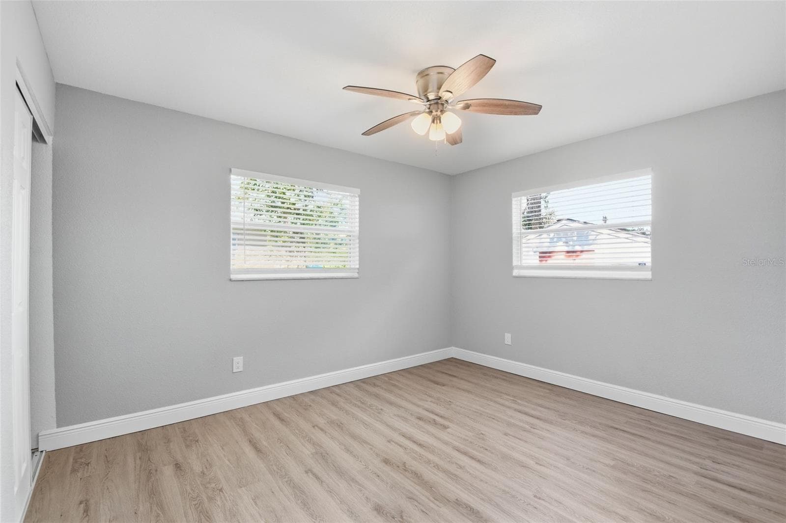 Single Family Residence at 1751 MISSISSIPPI AVE NE, ST PETERSBURG, photo 27 of 50