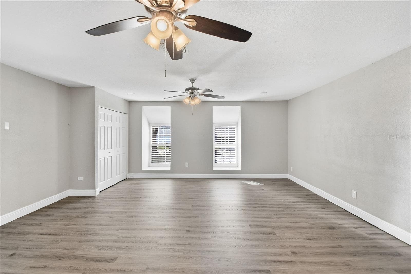 Single Family Residence at 1751 MISSISSIPPI AVE NE, ST PETERSBURG, photo 37 of 50